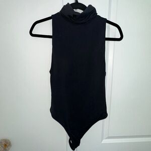 Aritzia Sleeveless Turtleneck Bodysuit - Black